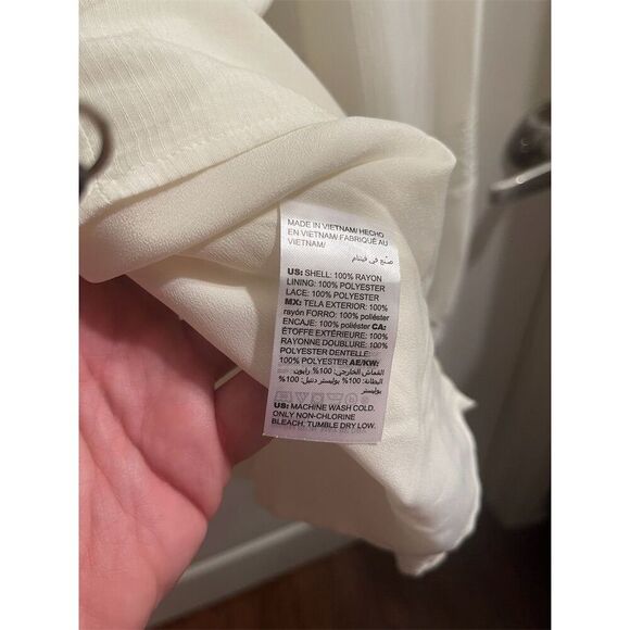 Chicos Women's Ivory Lace-Trim Collared Blouse Size S Long Sleeve - Picture 9 of 11